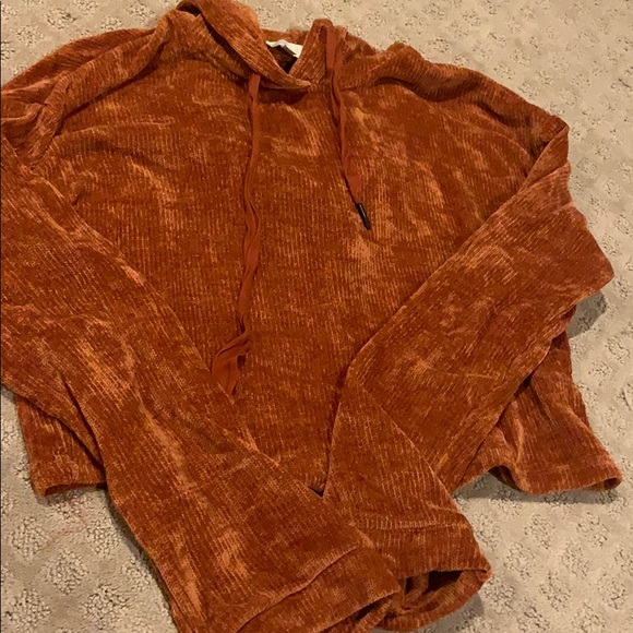 Velour burnt orange cropped sweater - Picture 1 of 3